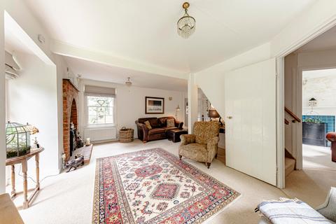 5 bedroom detached house for sale, Hogbens Hill, Selling, ME13