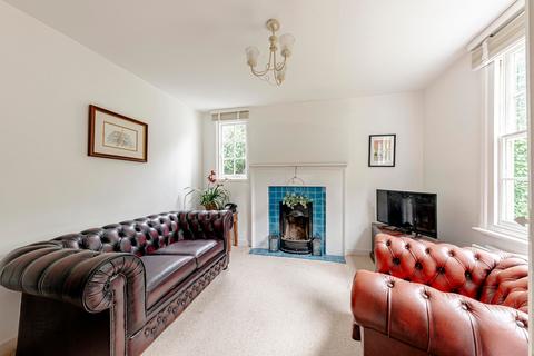 5 bedroom detached house for sale, Hogbens Hill, Selling, ME13