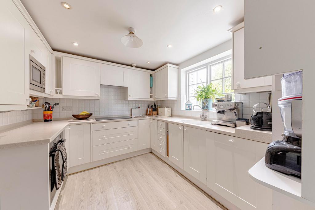 Kitchen (1)
