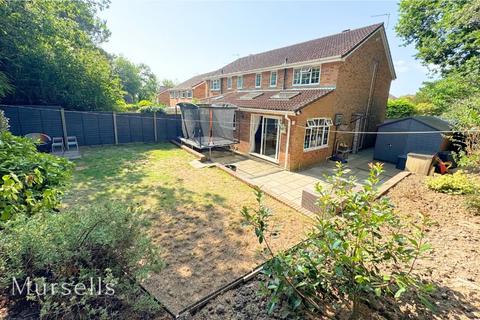 43 Chaffinch Close, Creekmoor, Poole, BH17 7UR
