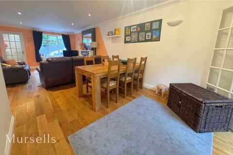 43 Chaffinch Close, Creekmoor, Poole, BH17 7UR