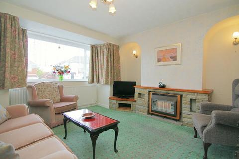 2 bedroom semi-detached bungalow for sale, Springbank Road, Farsley, Pudsey