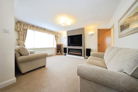 4 bedroom detached house for sale, Richmond Drive, Wolverhampton WV6