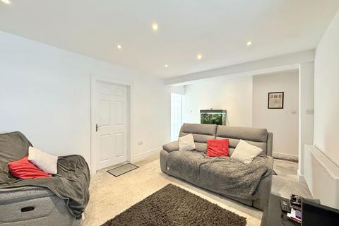 7 Arkley Grove, Hall Green, Birmingham, B28 9PH