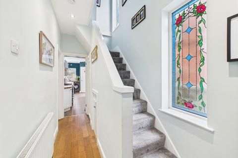3 bedroom semi-detached house for sale, Wold Road, Hull, HU5 5UW