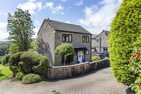 4 bedroom detached house for sale, Dodlee Lane, Huddersfield HD3