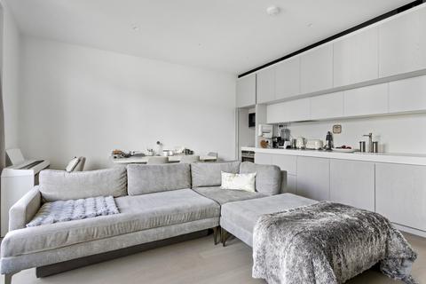 2 bedroom apartment to rent, Luma House, London N1C