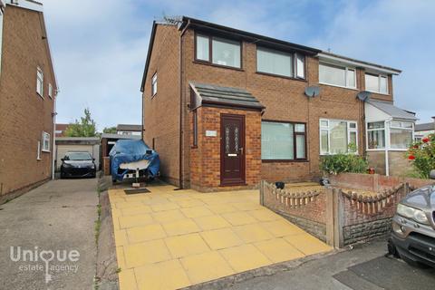 undefined, North Drive, Wesham PR4