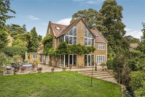 6 bedroom house for sale, Mulberry Close, Off The Avenue, Dallington, Northampton, NN5