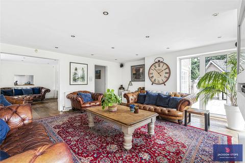 undefined, Mulberry Close, Off The Avenue, Dallington, Northampton, NN5