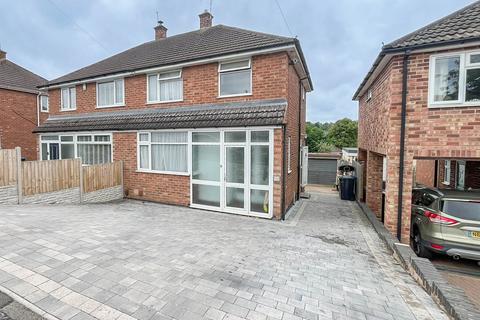 Everest Road, Overslade, Rugby, CV22