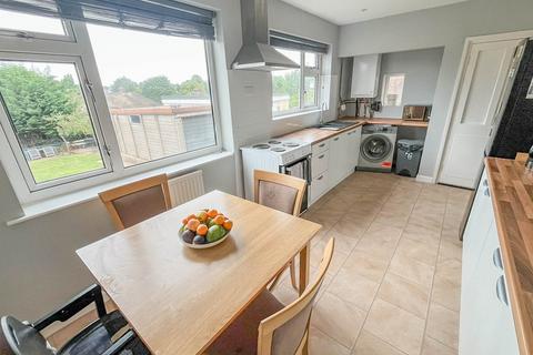 undefined, Everest Road, Overslade, Rugby, CV22
