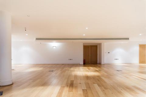 3 bedroom apartment for sale, Kestrel House, St George Wharf, SW8