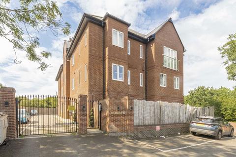 undefined, Great North Way, London NW4