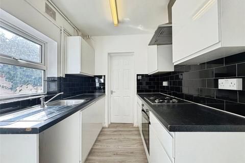 3 bedroom terraced house to rent, Filey Road, Berkshire RG1