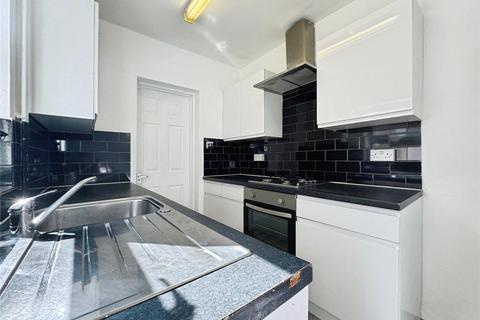 3 bedroom terraced house to rent, Filey Road, Berkshire RG1