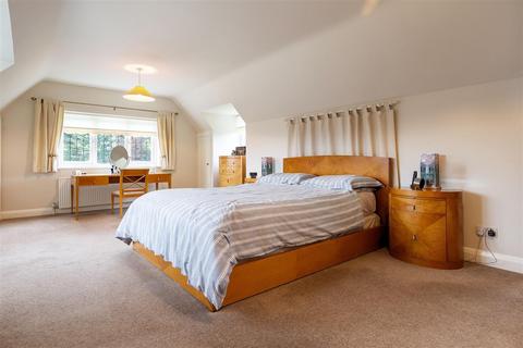 Willows Fernhall Lane, Waltham Abbey, EN9 3TJ
