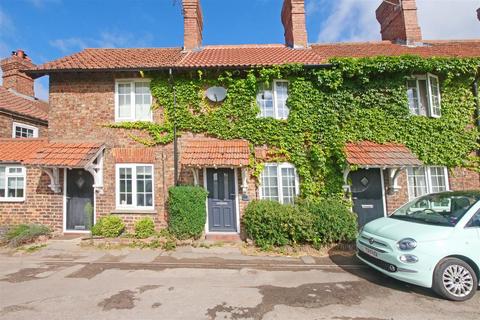 3 Buttacre Lane, Askham Richard, York, YO23 3PE