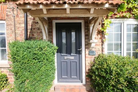 3 Buttacre Lane, Askham Richard, York, YO23 3PE