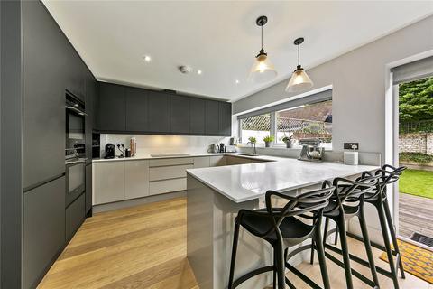 9 Fitzwilliam Avenue, Richmond, TW9 2DQ