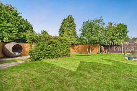 undefined, Waterside Gardens, Newton Flotman