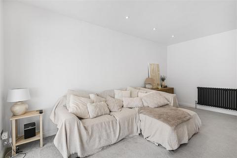 undefined, Pooleys Lane, Welham Green AL9