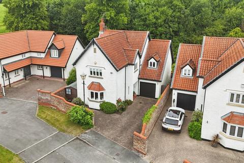4 bedroom detached house for sale, Manor Fields, West Ella, Hull, HU10 7SG