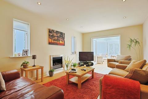 4 bedroom detached house for sale, Manor Fields, West Ella, Hull, HU10 7SG