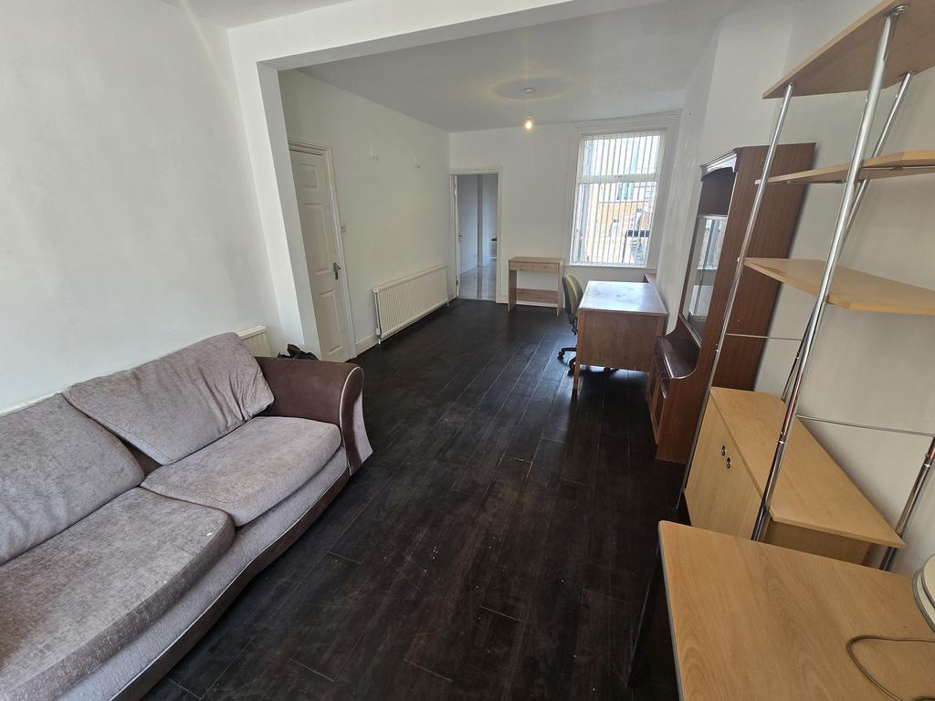 Lounge / Dining Room