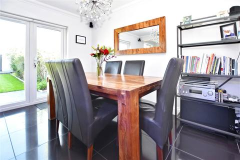 44 Preston Drive, Bexleyheath, DA7 4UQ