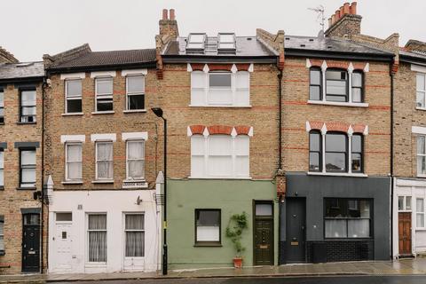 1 bedroom flat for sale, Ivanhoe Road, London, SE5