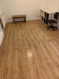 3 bedroom maisonette to rent, Broxwood Way, London NW8