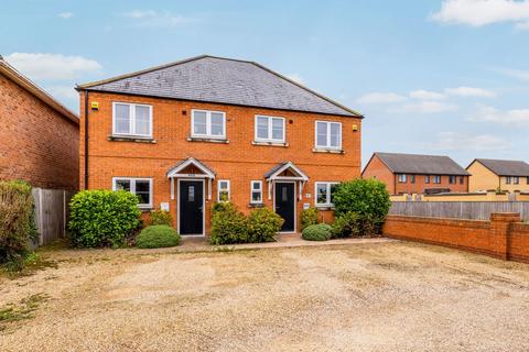 undefined, Waddington, Lincoln LN5