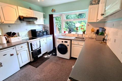 5 Blyth Close, Wenhaston, Halesworth, IP19 9EE