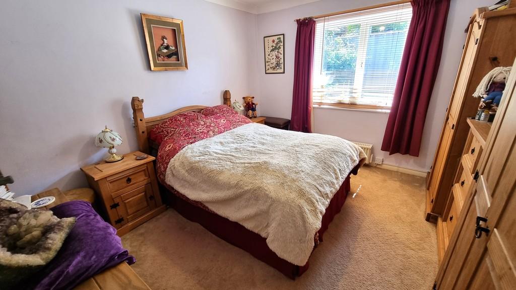 Bed2