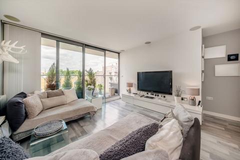 2 bedroom flat for sale, Copperfield Road, London E3