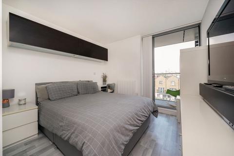 2 bedroom flat for sale, Copperfield Road, London E3