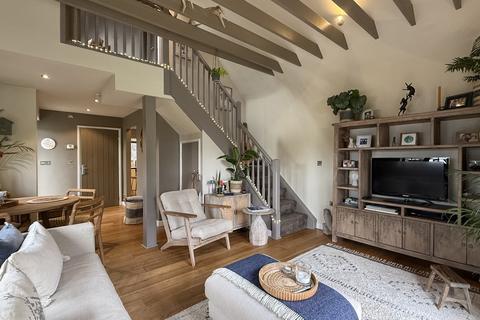 1 bedroom detached house for sale, Lower Road, Bratton