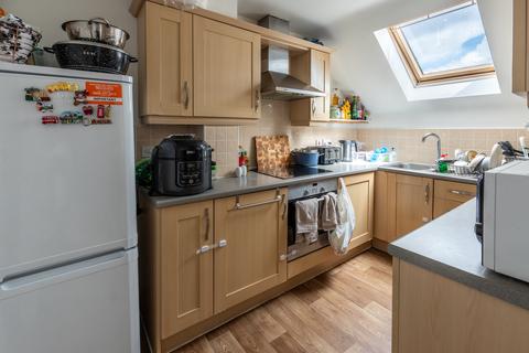 3 bedroom apartment for sale, Magdala Court