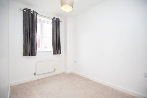 12 Bluebell Close, Hartshill, Nuneaton, CV10 0AU