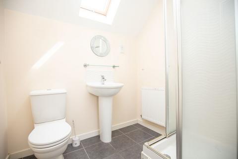 12 Bluebell Close, Hartshill, Nuneaton, CV10 0AU