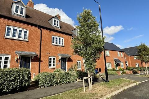 Juno Crescent, Brackley