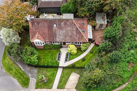4 bedroom detached bungalow for sale, Ridgeway Drive, Dorking - NO ONWARD CHAIN