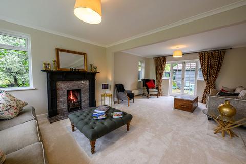 4 bedroom detached bungalow for sale, Ridgeway Drive, Dorking - NO ONWARD CHAIN