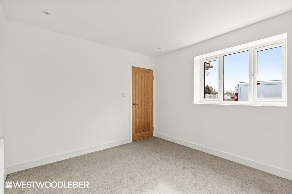 Widford Road 10