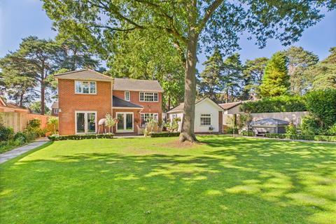 4 bedroom detached house for sale, Woodland Drive, Woodhall Spa LN10
