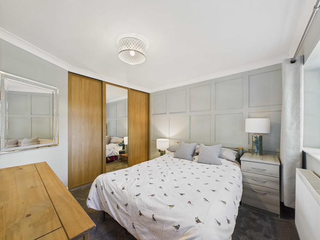 Cam04092 g0 pr0080 still013