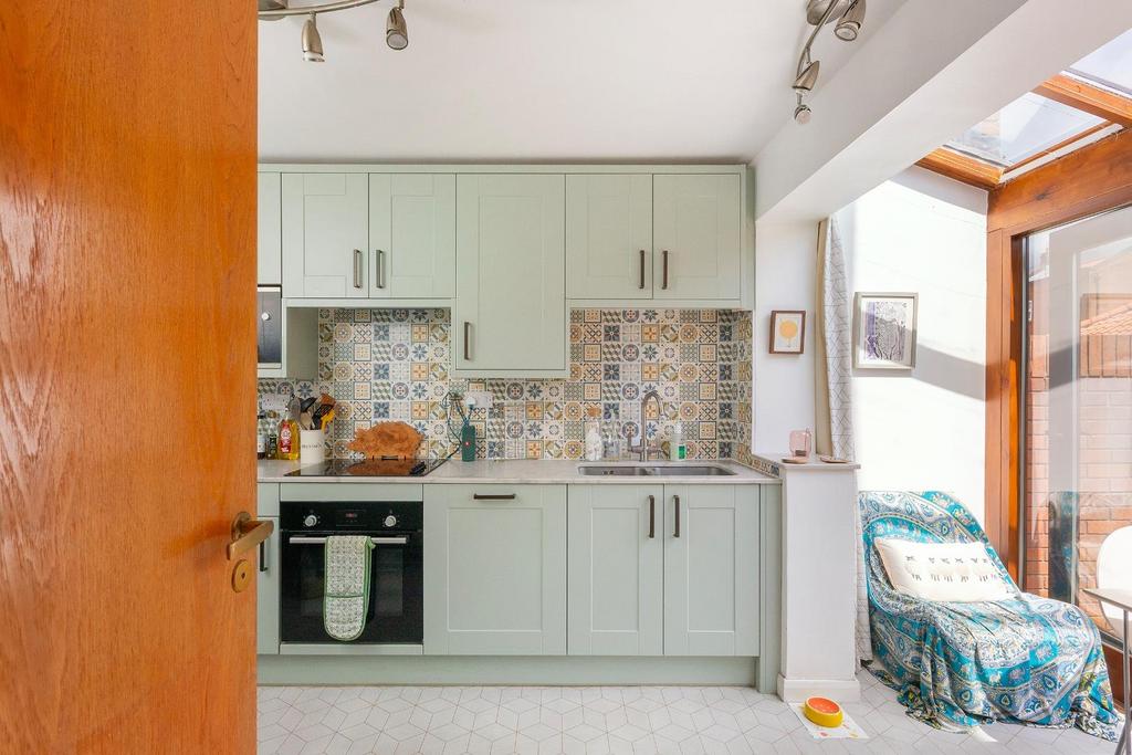 0 W6 RWW - Kitchen E.jpg