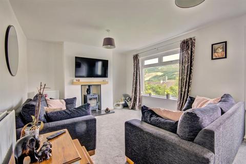 2 Fleet Terrace, Rogart, IV28 3TY