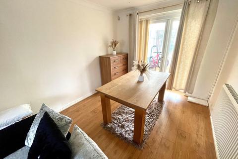 99 Bealeys Avenue, Wednesfield, Wolverhampton, WV11 1EP